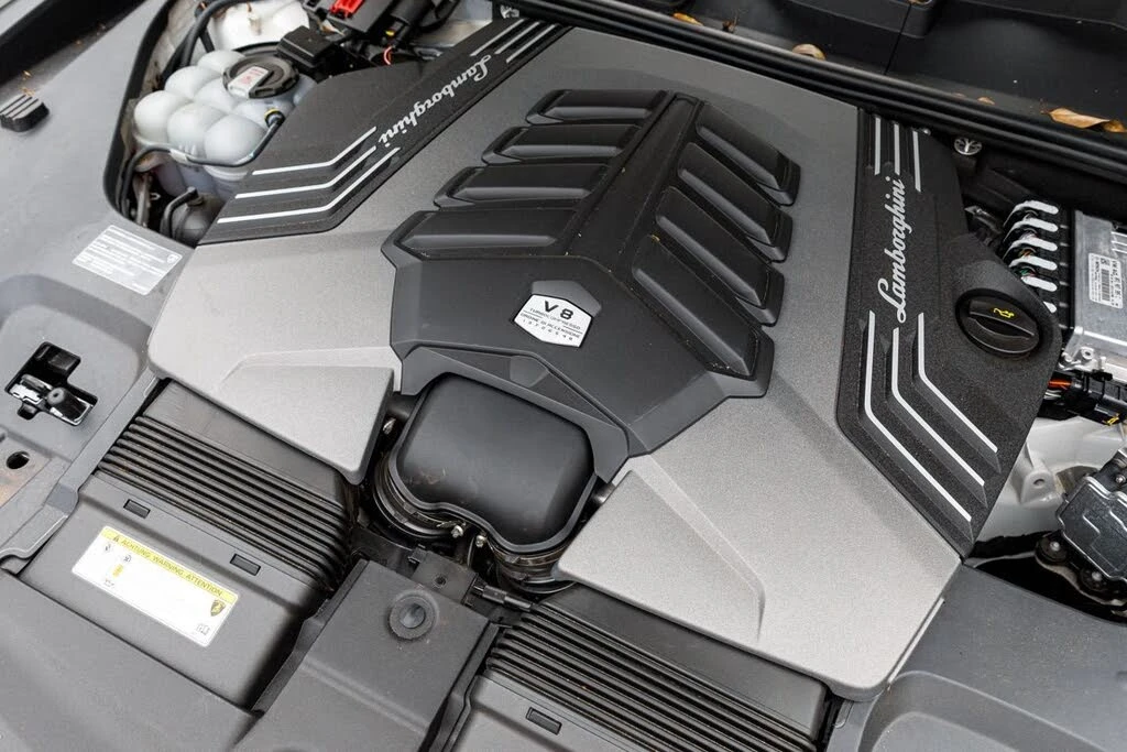 2024 Lamborghini Urus Performante - Image 10 of 31