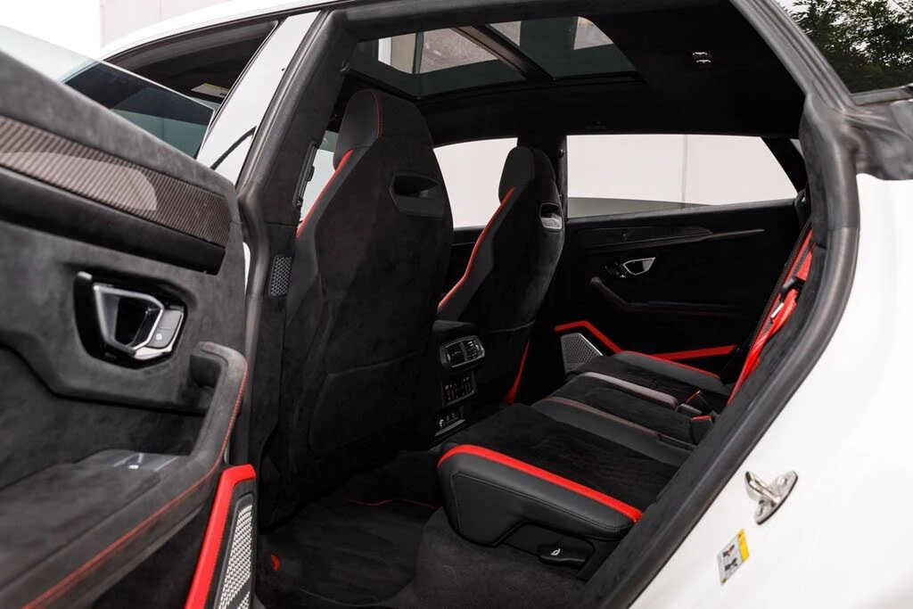 2024 Lamborghini Urus Performante - Image 22 of 31
