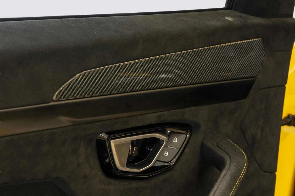 2024 Lamborghini Urus Performante - Image 29 of 31