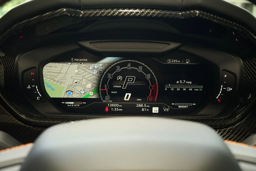 2024 Lamborghini Urus Performante - Image 27 of 31