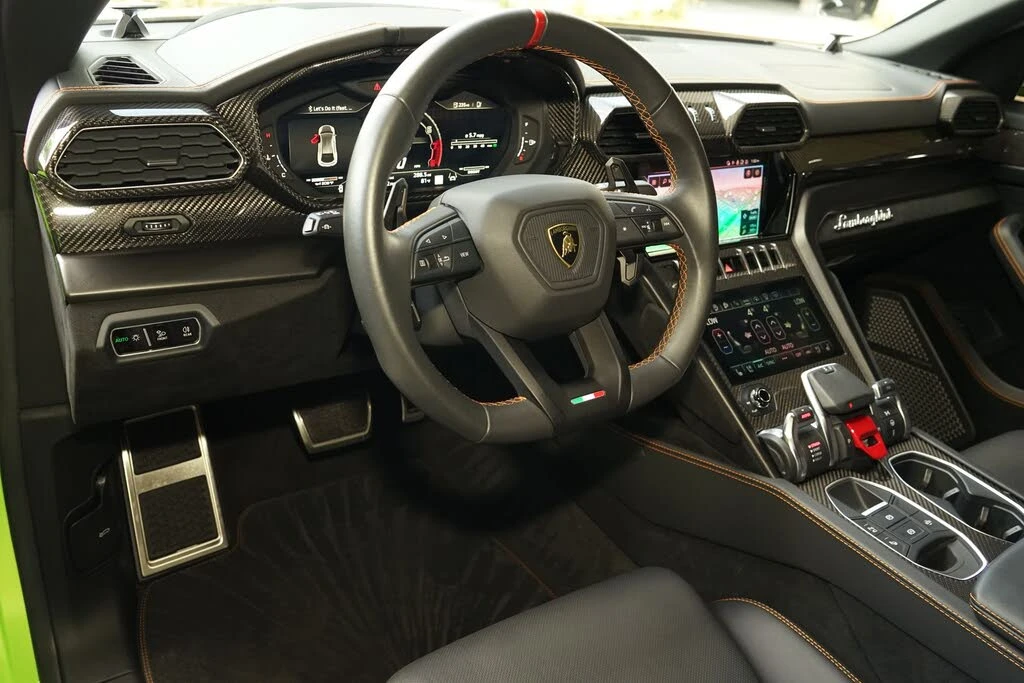 2024 Lamborghini Urus Performante - Image 22 of 31