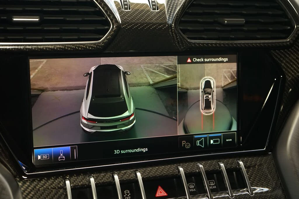 2024 Lamborghini Urus Performante - Image 31 of 31