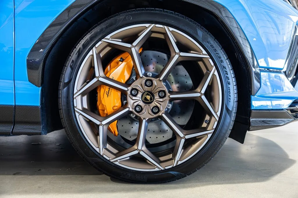 2024 Lamborghini Urus Performante - Image 25 of 31