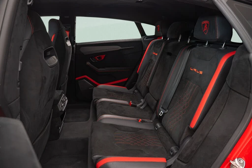 2024 Lamborghini Urus Performante - Image 19 of 24