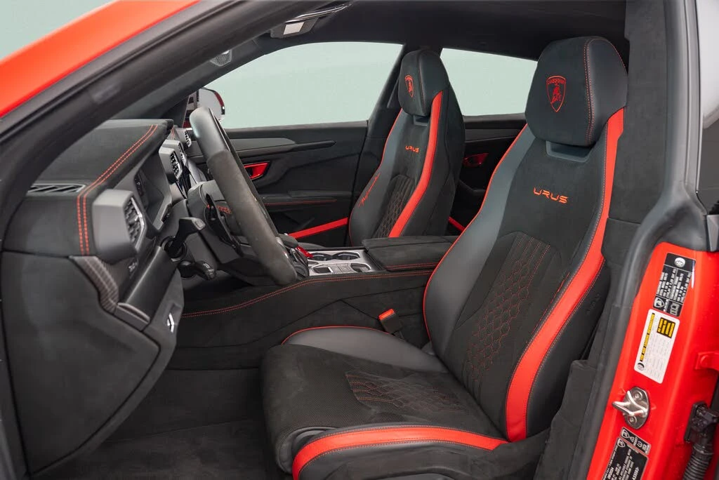 2024 Lamborghini Urus Performante - Image 17 of 24