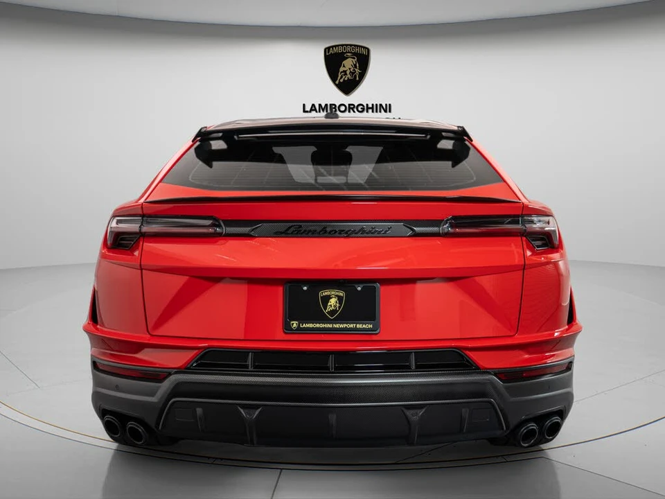2024 Lamborghini Urus Performante - Image 5 of 24