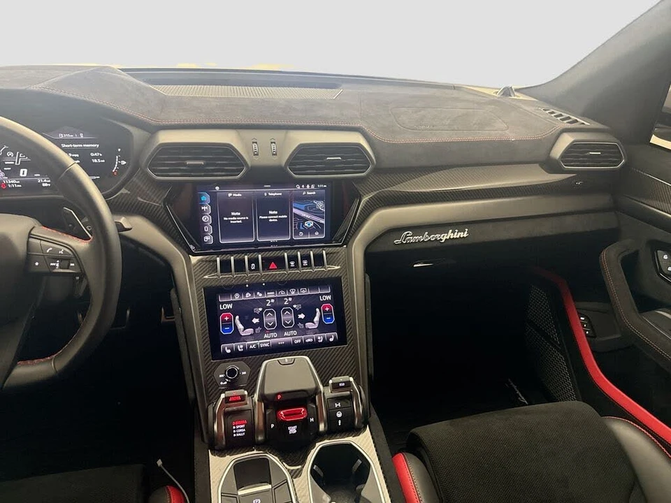 2024 Lamborghini Urus Performante - Image 25 of 31