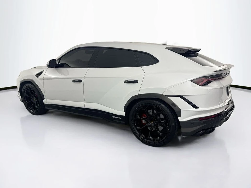 2024 Lamborghini Urus Performante - Image 7 of 31