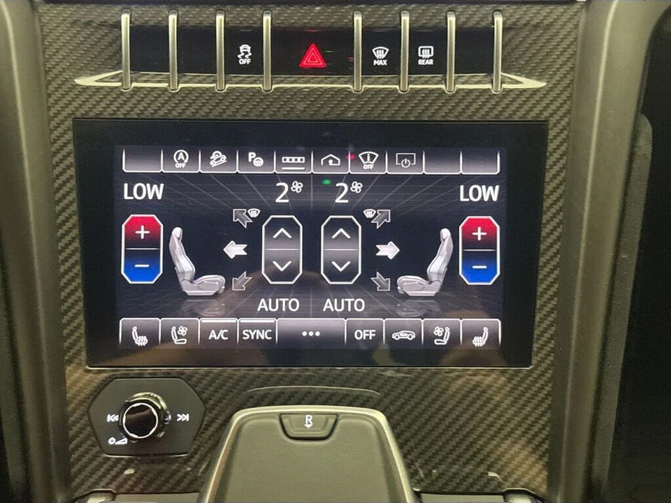 2024 Lamborghini Urus Performante - Image 16 of 31