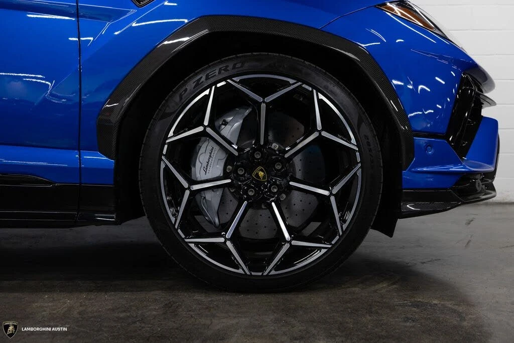 2024 Lamborghini Urus Performante - Image 18 of 31