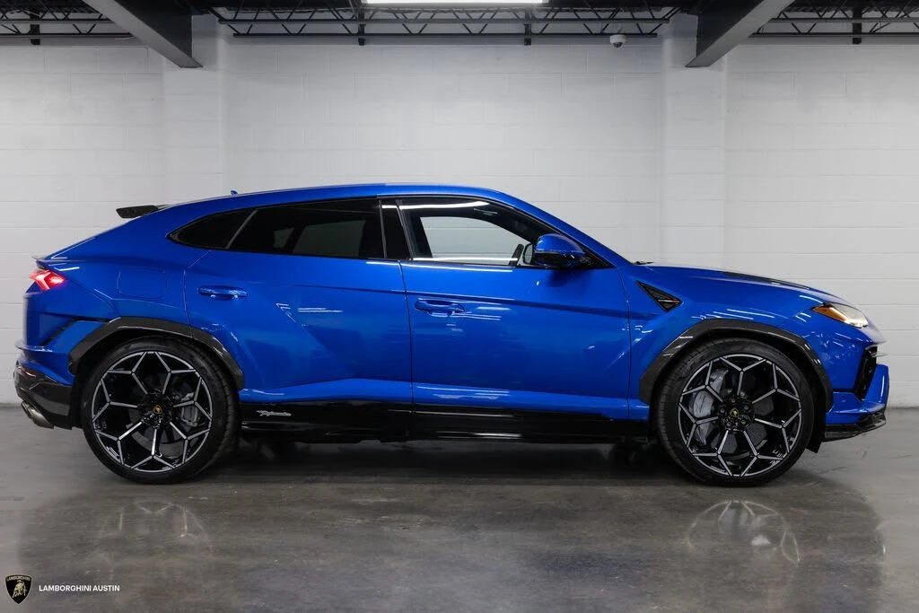 2024 Lamborghini Urus Performante - Image 17 of 31