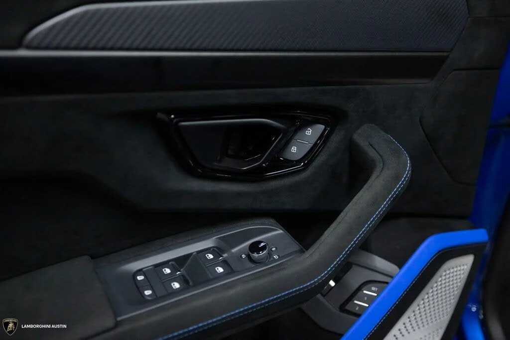 2024 Lamborghini Urus Performante - Image 21 of 31