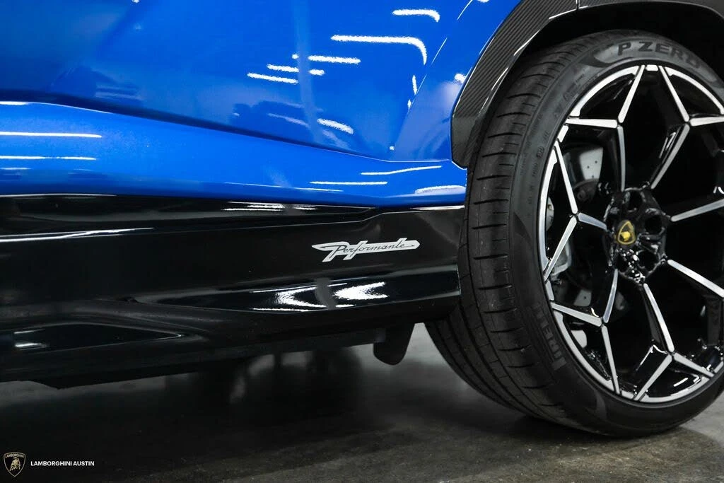 2024 Lamborghini Urus Performante - Image 8 of 31