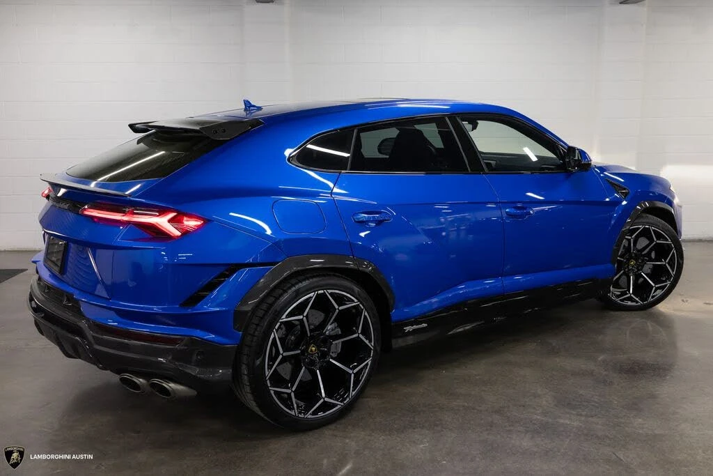 2024 Lamborghini Urus Performante - Image 14 of 31