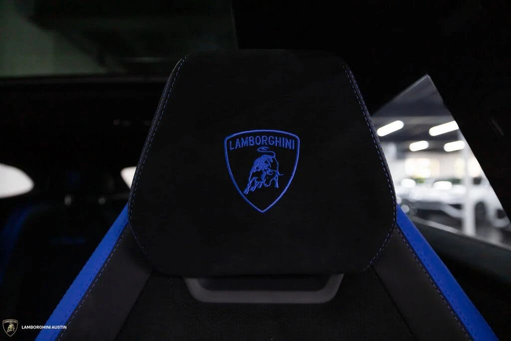 2024 Lamborghini Urus Performante - Image 30 of 31