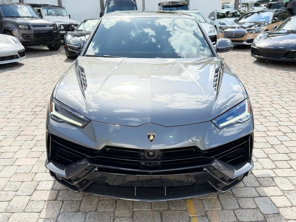 2024 Lamborghini Urus Performante - Image 5 of 31