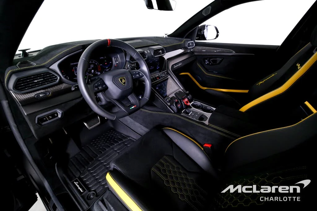 2024 Lamborghini Urus Performante - Image 12 of 31