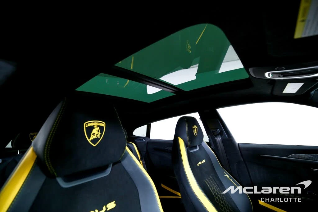 2024 Lamborghini Urus Performante - Image 29 of 31