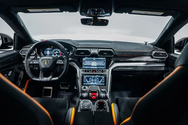 2024 Lamborghini Urus Performante - Image 12 of 31