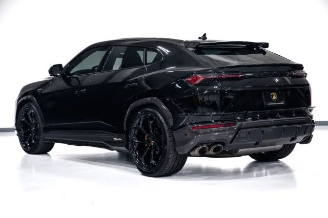 2024 Lamborghini Urus Performante - Image 5 of 31