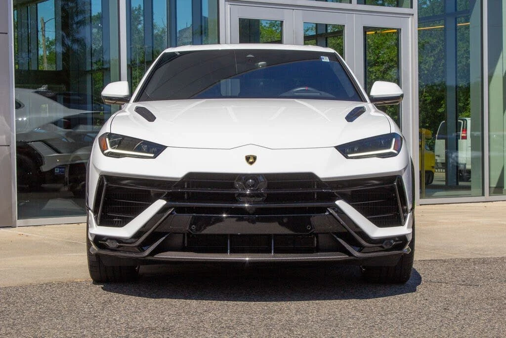 2024 Lamborghini Urus Performante - Image 2 of 23