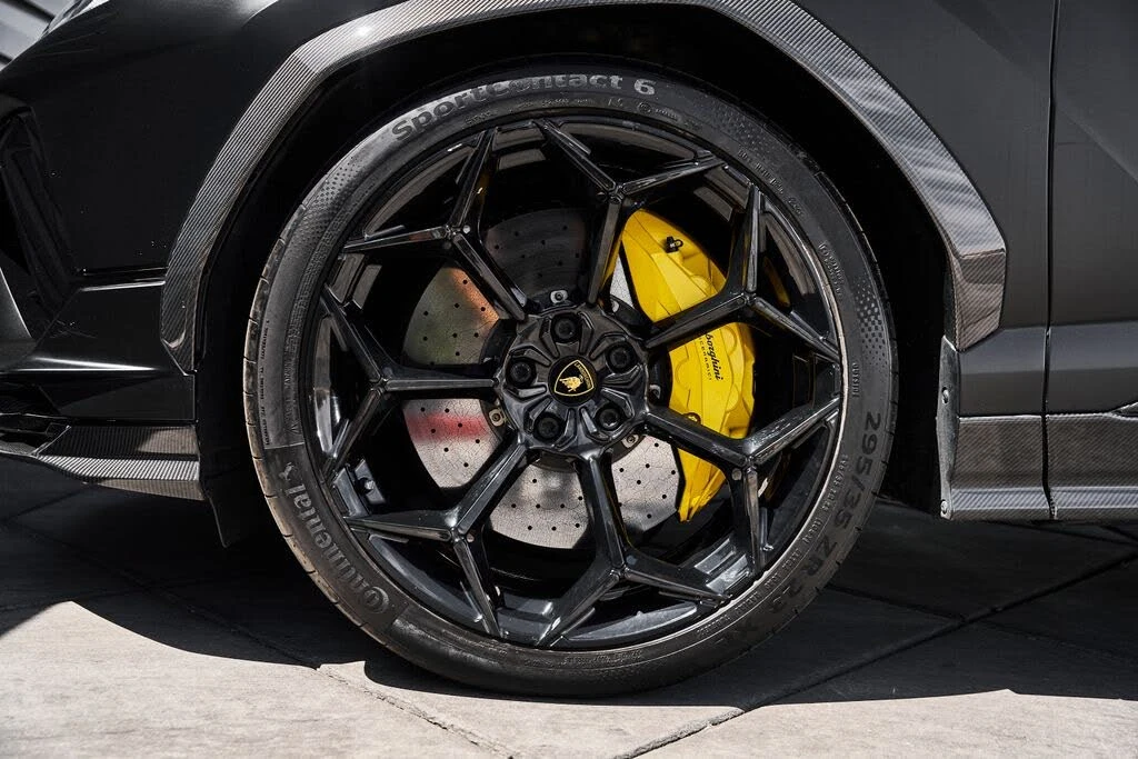 2024 Lamborghini Urus Performante - Image 3 of 31