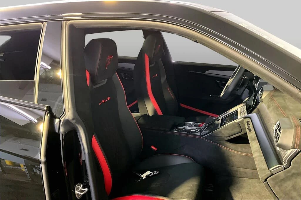 2024 Lamborghini Urus Performante - Image 8 of 31