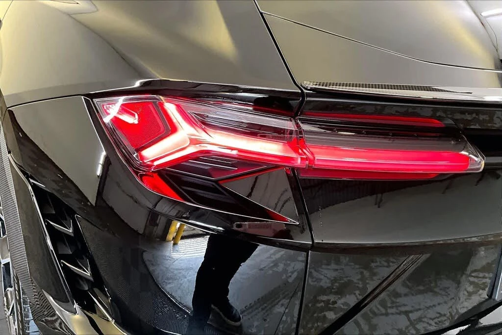 2024 Lamborghini Urus Performante - Image 27 of 31