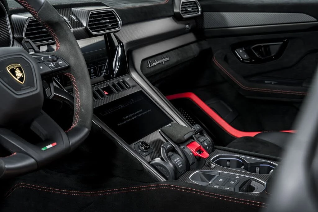 2024 Lamborghini Urus Performante - Image 23 of 31