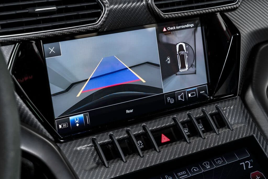 2024 Lamborghini Urus Performante - Image 28 of 31