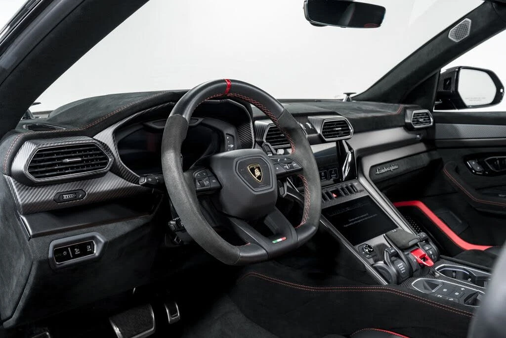 2024 Lamborghini Urus Performante - Image 13 of 31