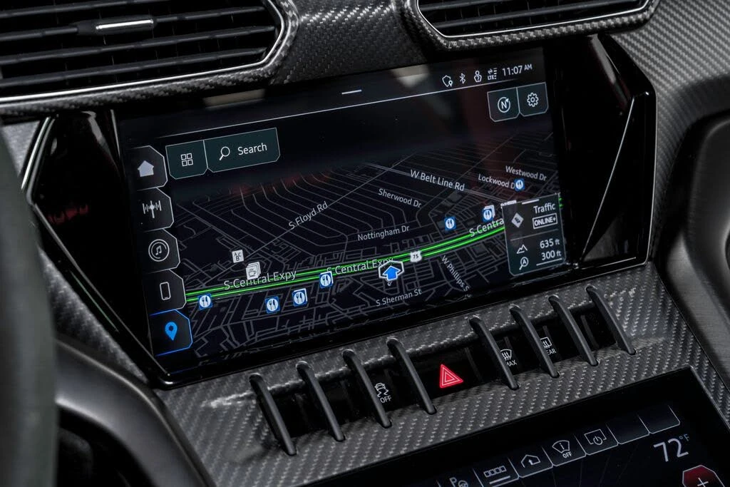 2024 Lamborghini Urus Performante - Image 27 of 31