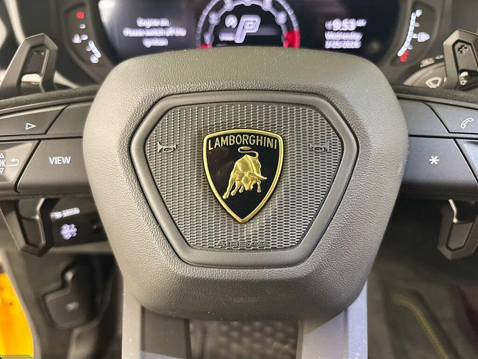 2024 Lamborghini Urus Performante - Image 21 of 31