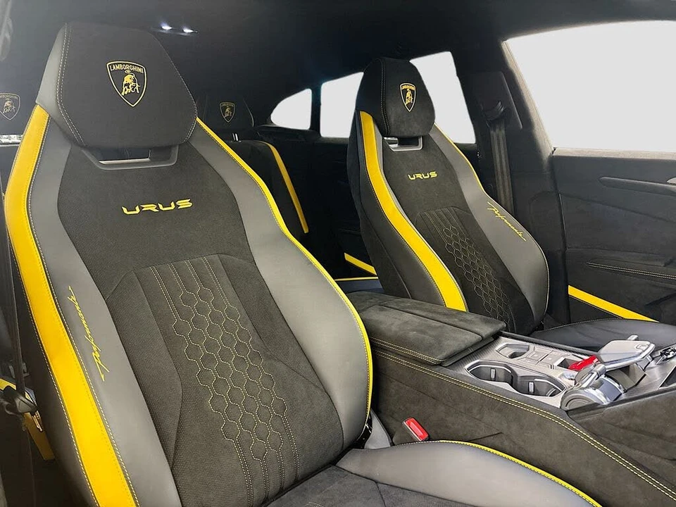 2024 Lamborghini Urus Performante - Image 15 of 31