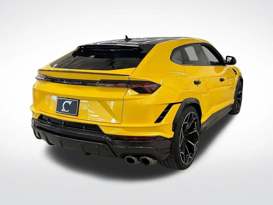 2024 Lamborghini Urus Performante - Image 5 of 31