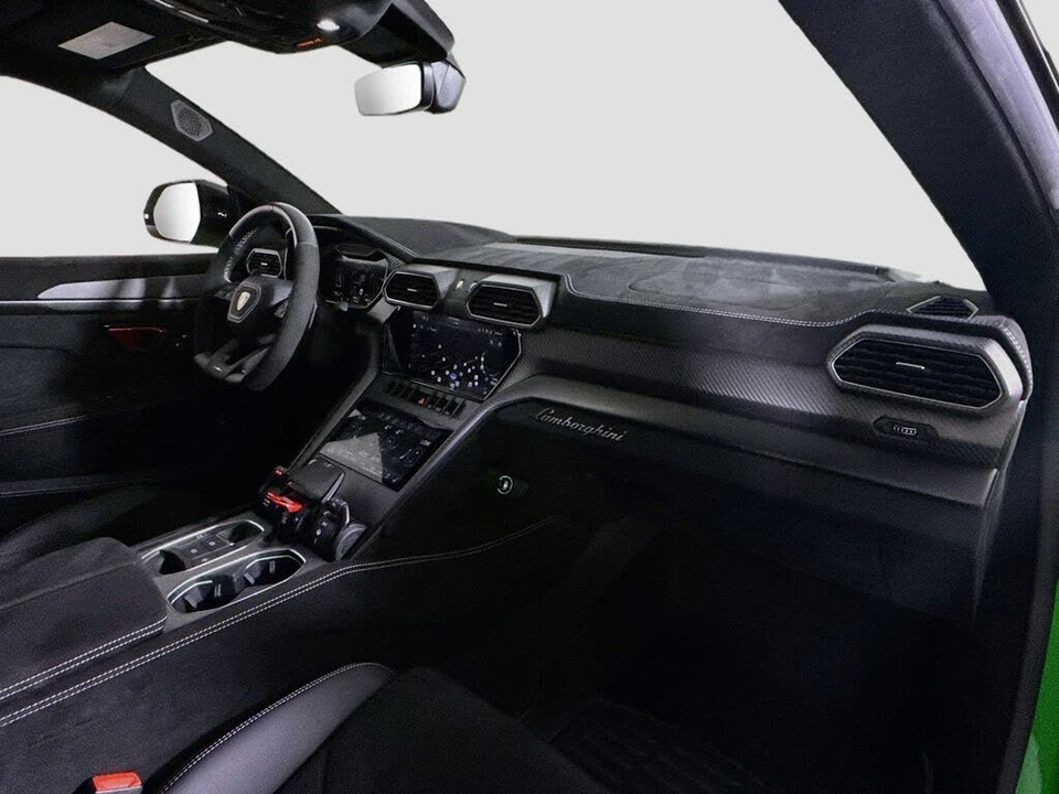 2024 Lamborghini Urus Performante - Image 15 of 29