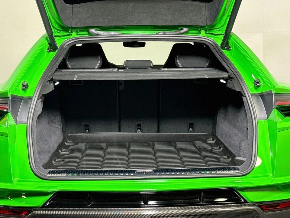 2024 Lamborghini Urus Performante - Image 26 of 29