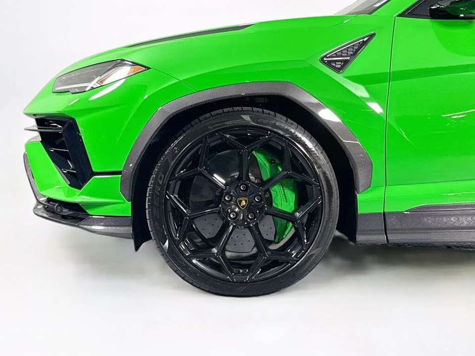 2024 Lamborghini Urus Performante - Image 28 of 29