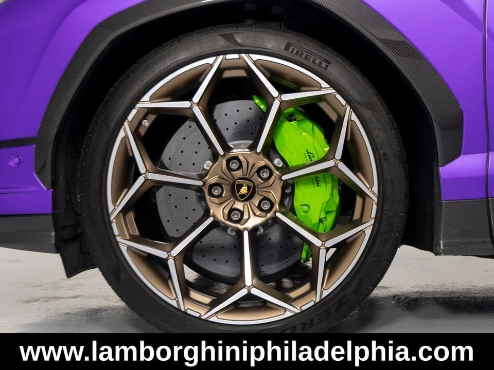 2024 Lamborghini Urus Performante - Image 9 of 31