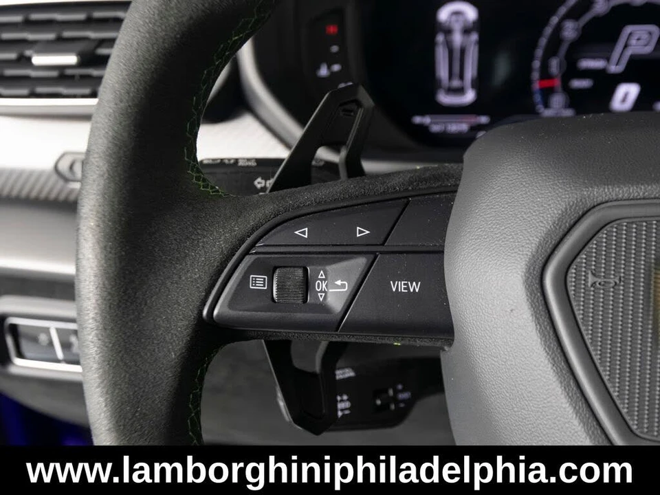2024 Lamborghini Urus Performante - Image 19 of 31