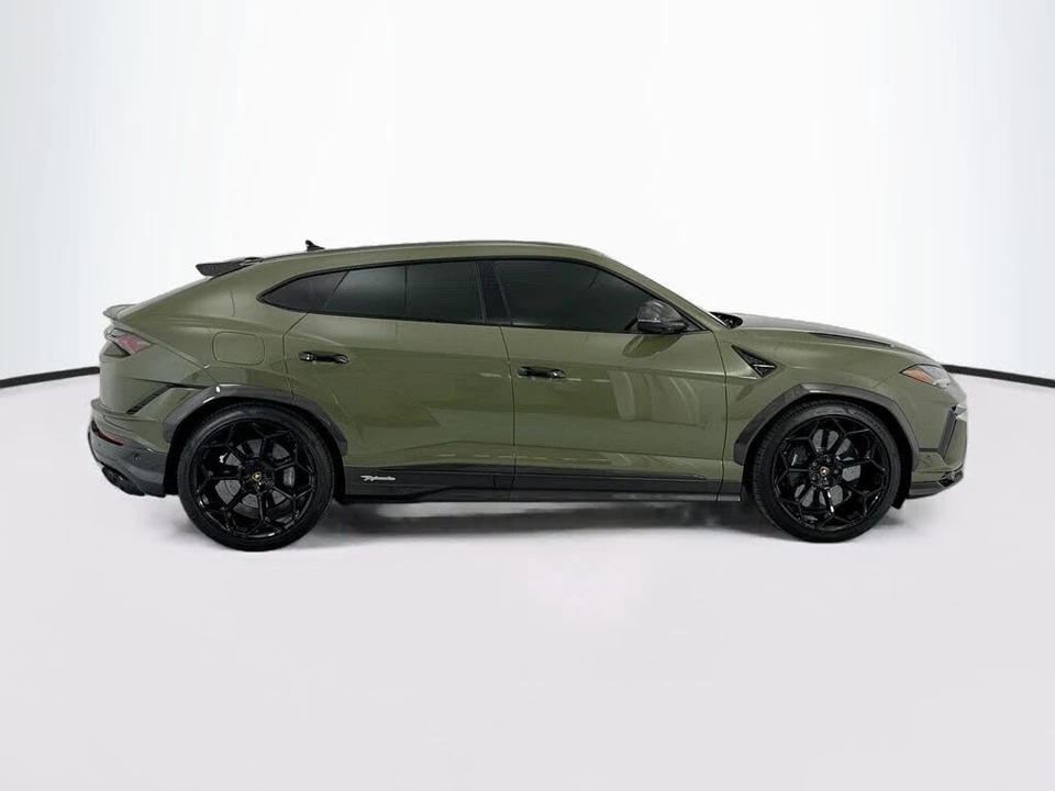 2024 Lamborghini Urus Performante - Image 4 of 31