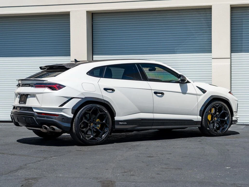 2024 Lamborghini Urus Performante - Image 6 of 31