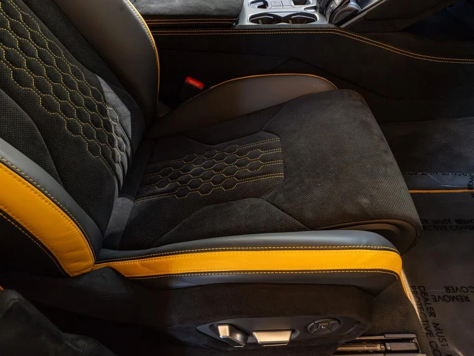 2024 Lamborghini Urus Performante - Image 27 of 31