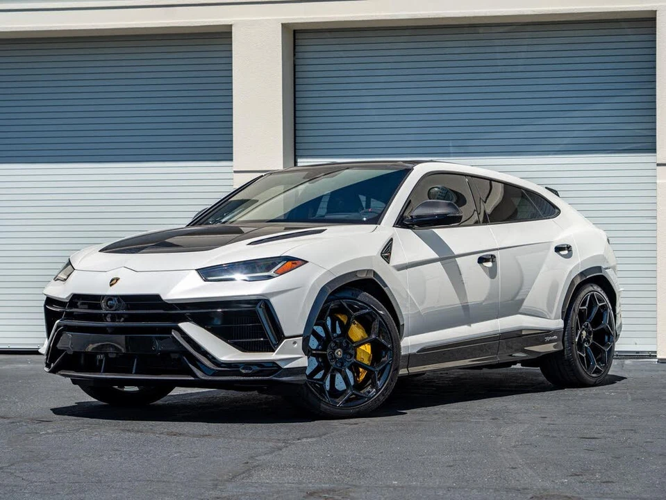 2024 Lamborghini Urus Performante - Image 3 of 31