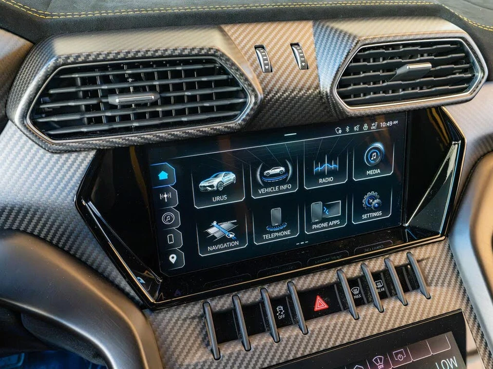 2024 Lamborghini Urus Performante - Image 22 of 31