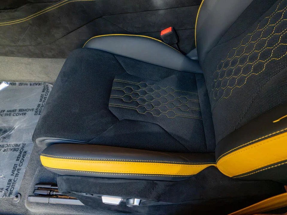 2024 Lamborghini Urus Performante - Image 18 of 31