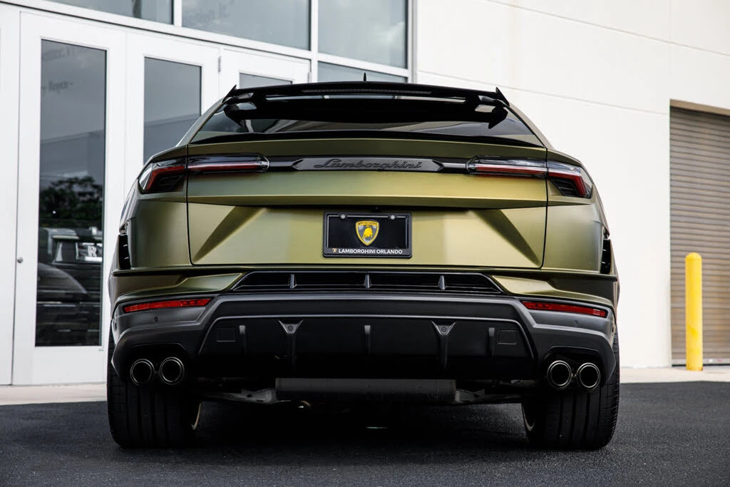 2024 Lamborghini Urus Performante - Image 27 of 31