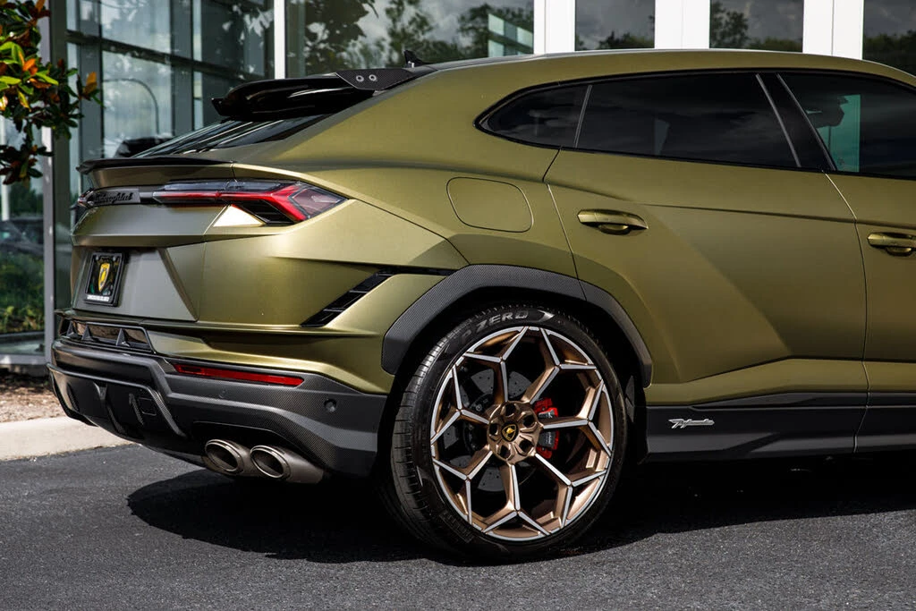 2024 Lamborghini Urus Performante - Image 29 of 31