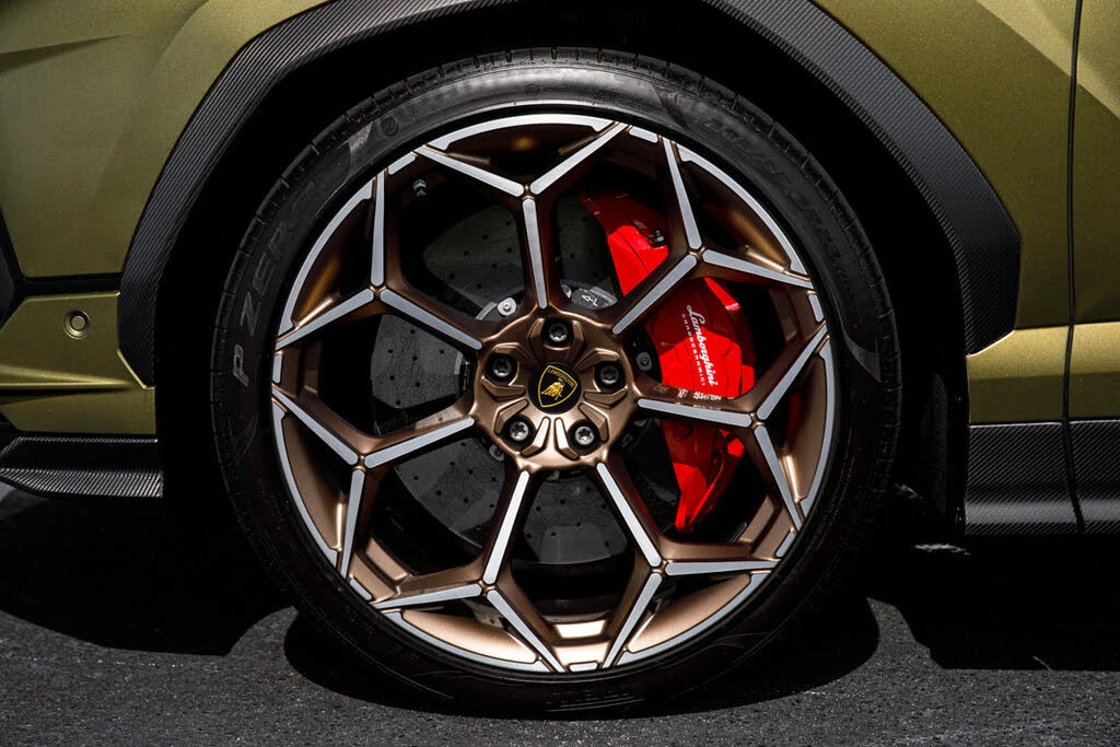 2024 Lamborghini Urus Performante - Image 20 of 31