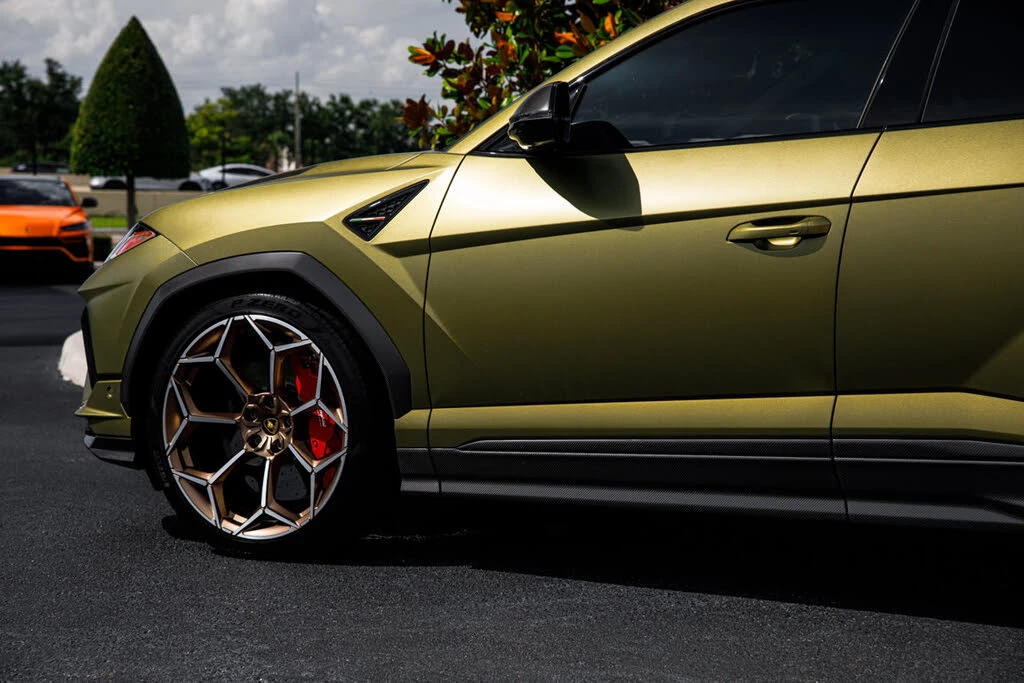 2024 Lamborghini Urus Performante - Image 11 of 31